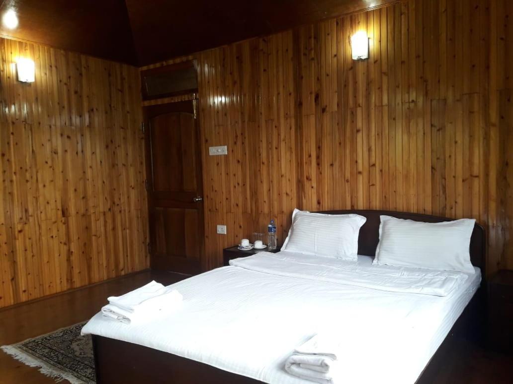 Pine Haven Resorts Takdāh Exterior foto